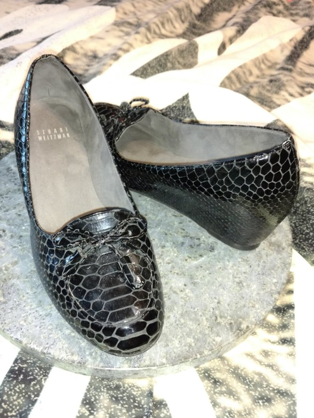 Stuart Weitzman CRYSTAL Black Low Wedge Snake 6.5